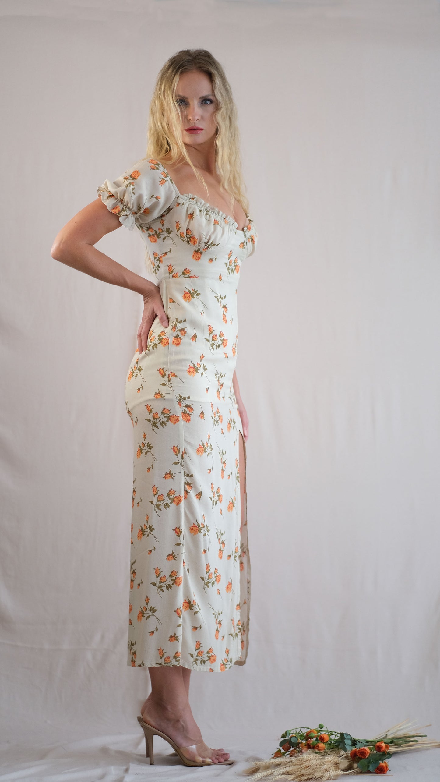 
                  
                    Sheila dress - Floral
                  
                